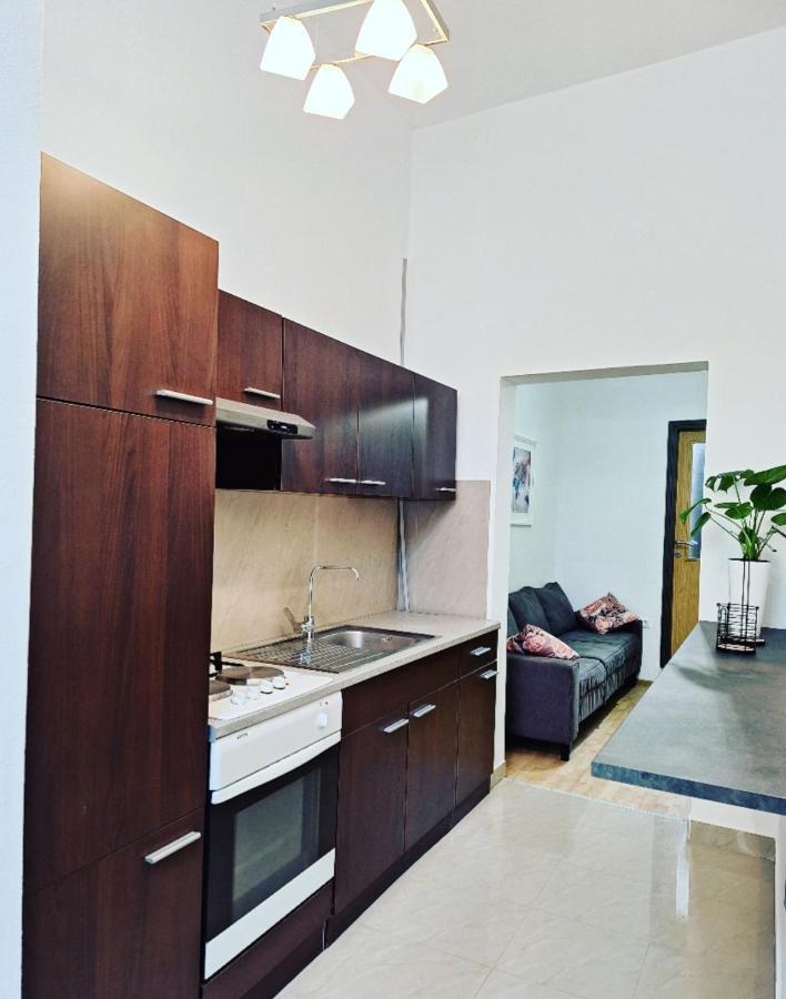 Apartment Ory 2 Between The Beach And City Center Pola Esterno foto